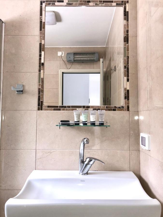 Bat Galim - Luxury Apartment By The Sea Hajfa Zewnętrze zdjęcie
